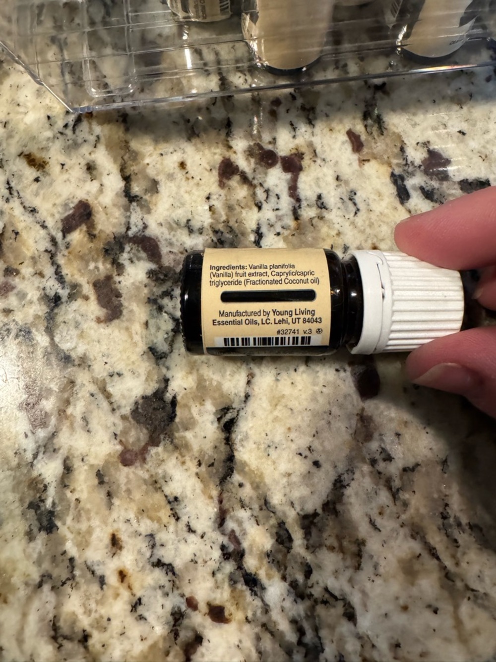 Young Living Vanilla Oleoresin in Coconut Oil - 5 ml - Picture 5 of 5